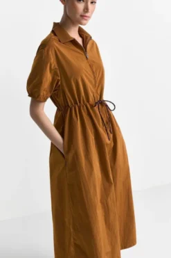 Midikleid mit Hemdkragen