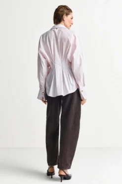 Nadelstreifen-Bluse mit Peplum