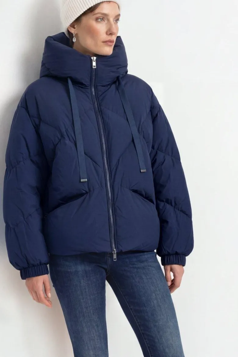 Oversized Daunenjacke mit Kapuze