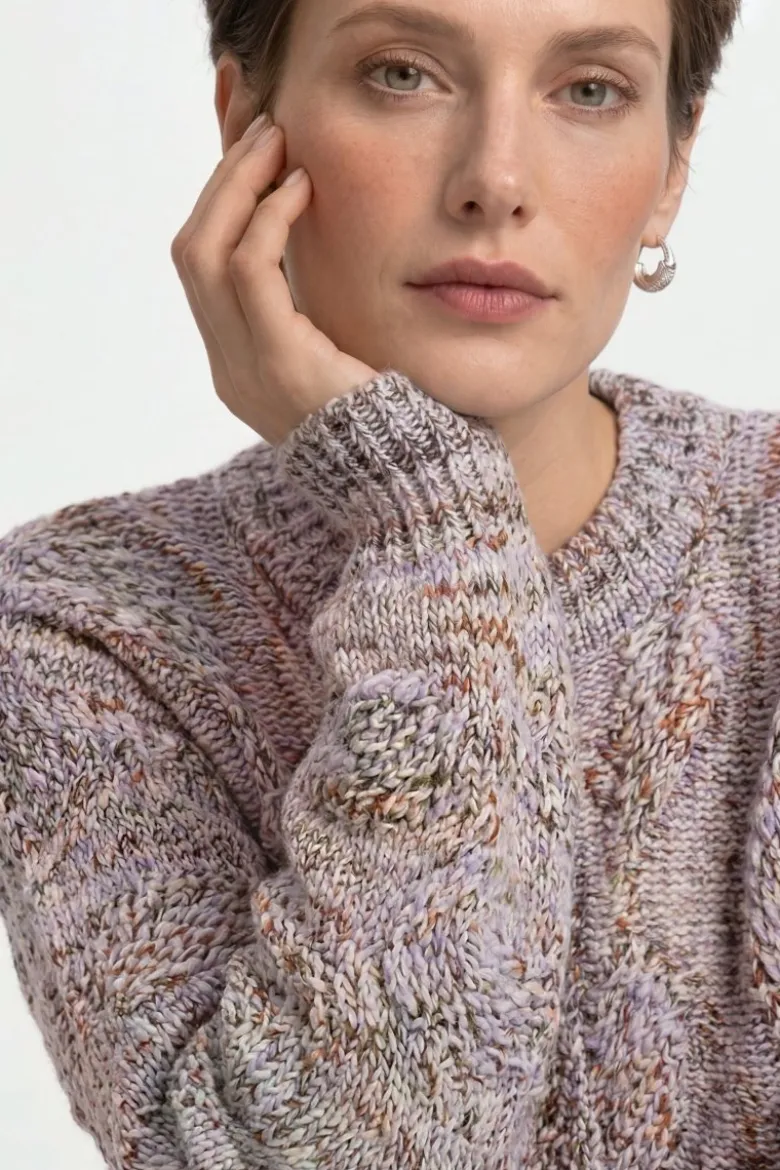 Pullover mit Zopfmuster