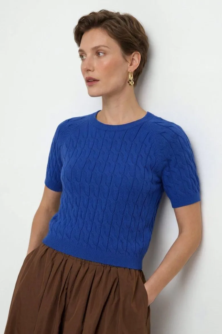 Pullover mit Zopfstrick