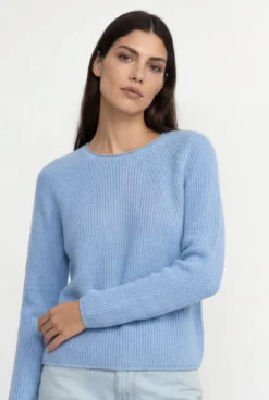 Rippstrickpullover mit Crewneck