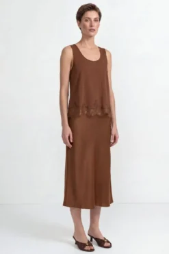 Satin Top mit Spitze