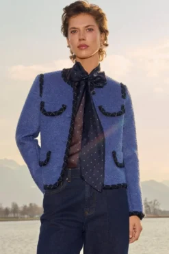 Schluppenbluse mit Punkte-Print