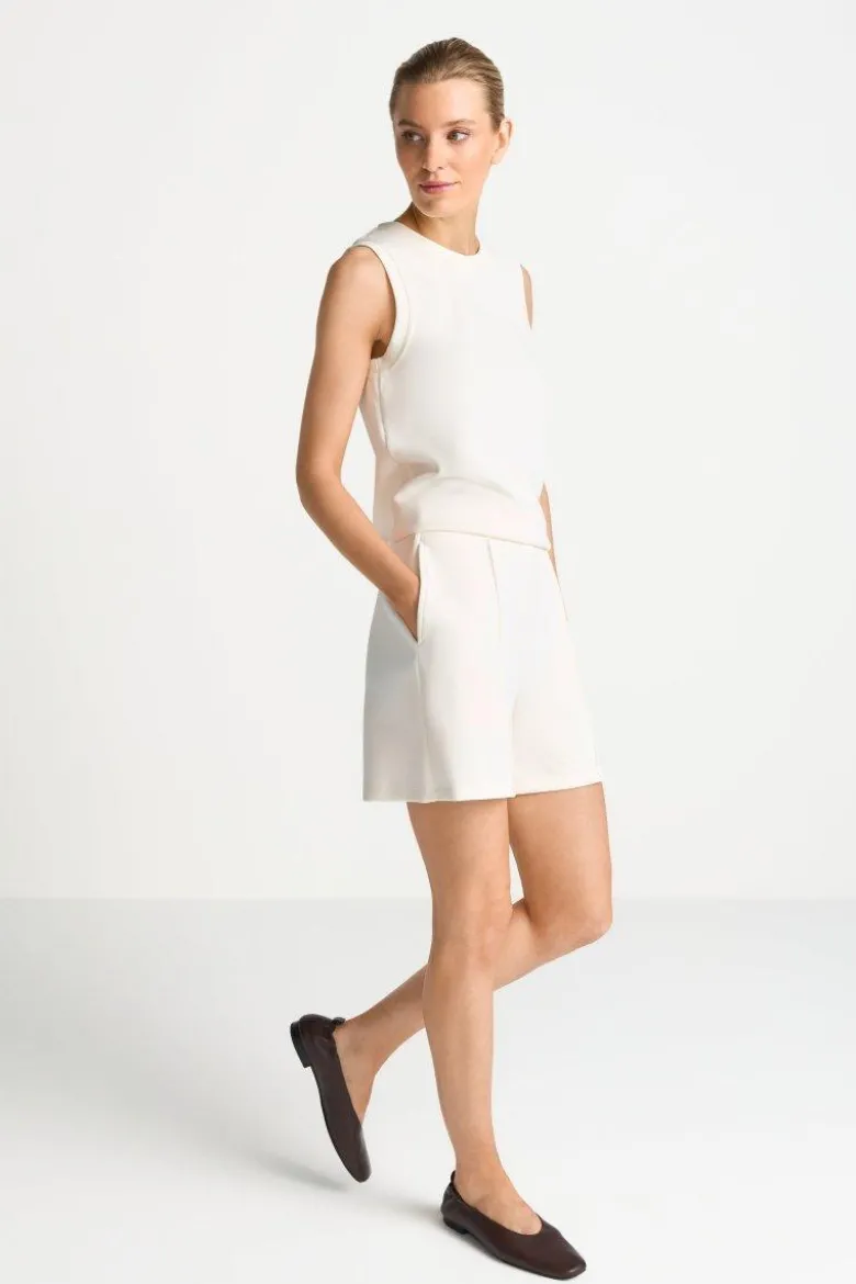Shorts mit Bundfalten