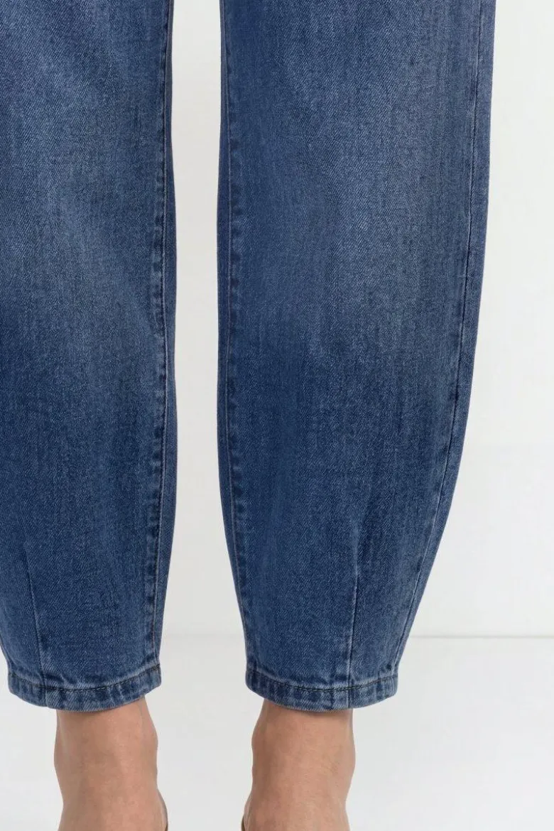 Slouchy Jeans