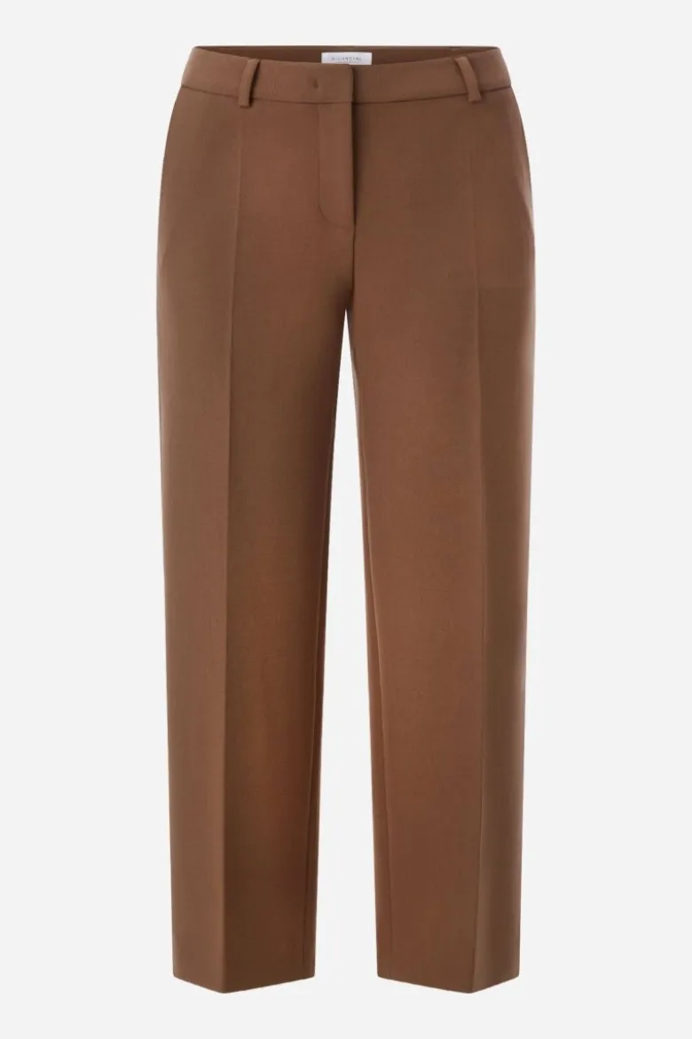 Stoffhose mit Bügelfalte
