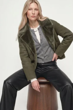 Straight-Leg-Hose in Lederoptik