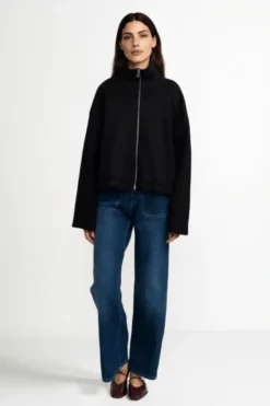 Sweatjacke mit Stehkragen