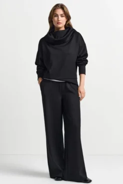 Sweatshirt mit Stehkragen