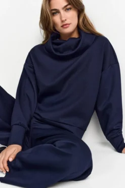 Sweatshirt mit Stehkragen