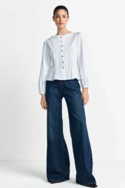 Taillierte Bluse mit Knöpfen