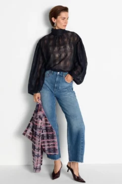 Transparente Karobluse mit Stehkragen