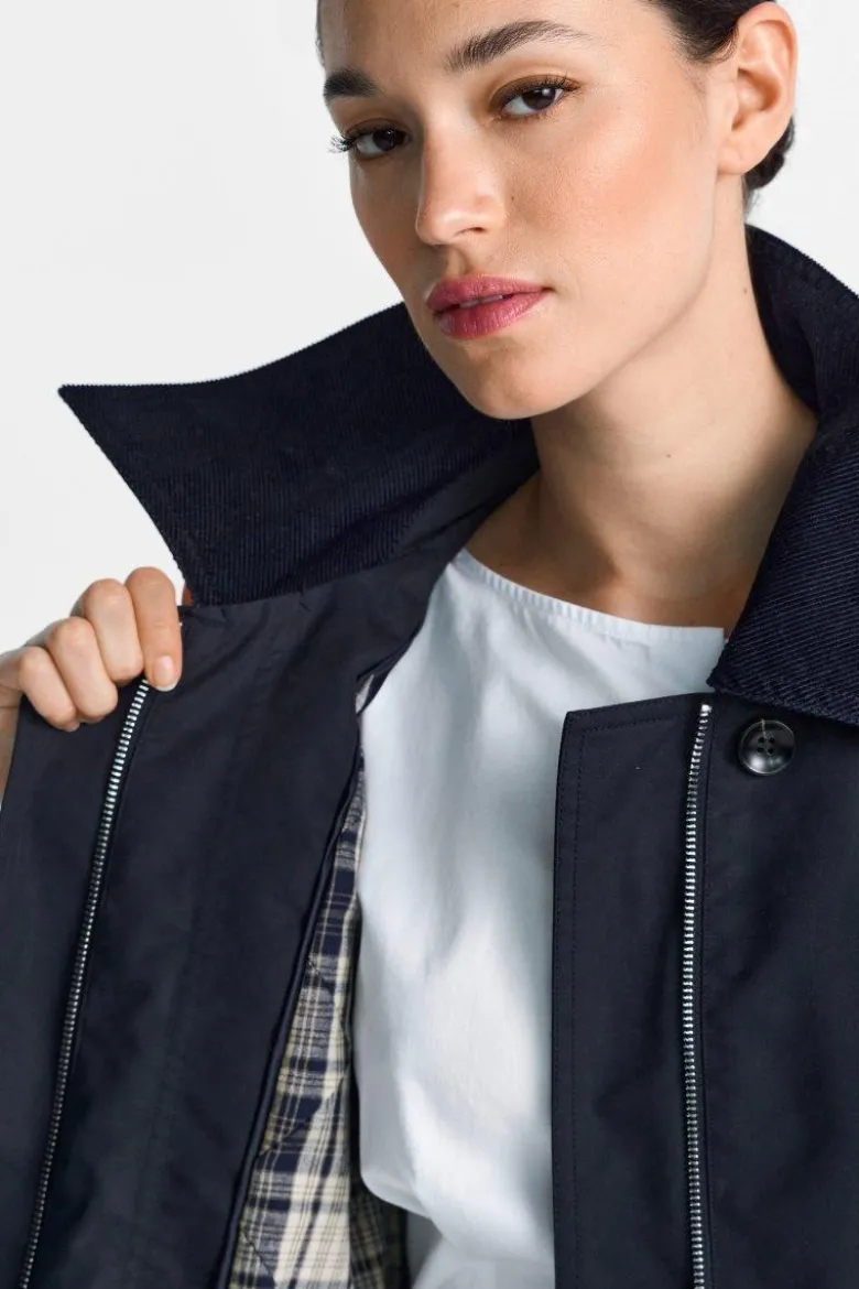 Trenchjacke mit Cordkragen