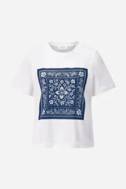 T-Shirt mit Bandana-Print