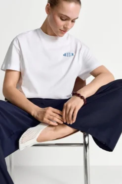 T-Shirt mit Stickerei