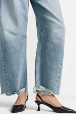 Used-Jeans in Indigoblau