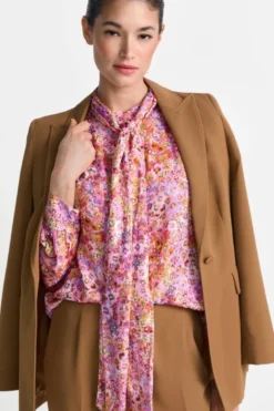 Viskosebluse mit Blumenprint