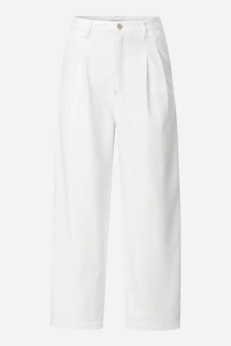 Weiße High-Waist-Jeans