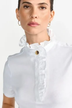 Weißes T-Shirt mit Rüschenkragen