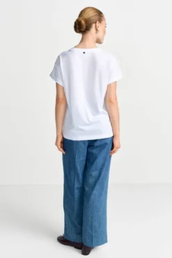 Weißes T-Shirt mit Stickerei