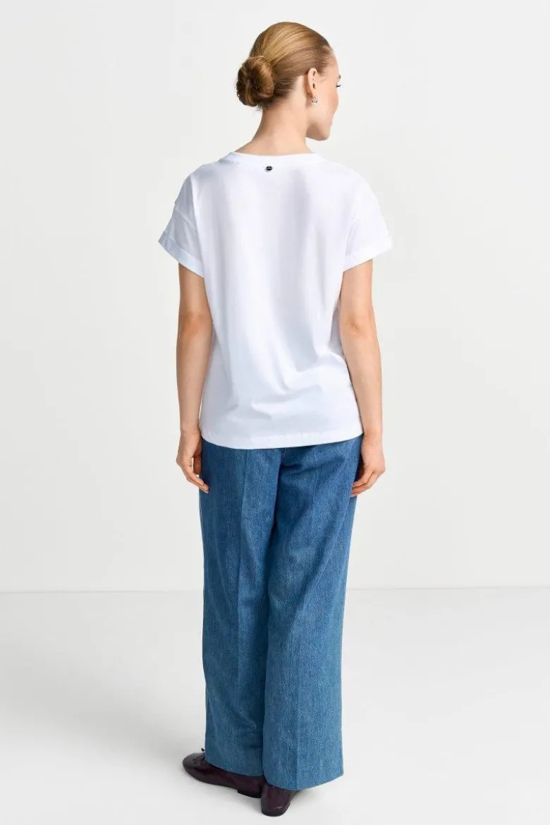 Weißes T-Shirt mit Stickerei