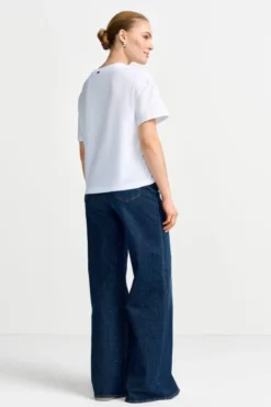 Weißes T-Shirt mit Strassdetails