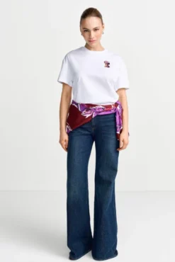 Weißes T-Shirt mit Strassdetails