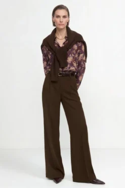 Wide-Leg-Bundfaltenhose