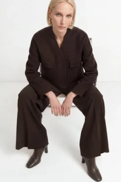 Wide-Leg Bundfaltenhose