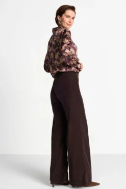 Wide-Leg-Cordhose