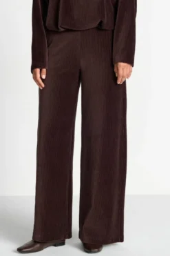 Wide-Leg-Cordhose