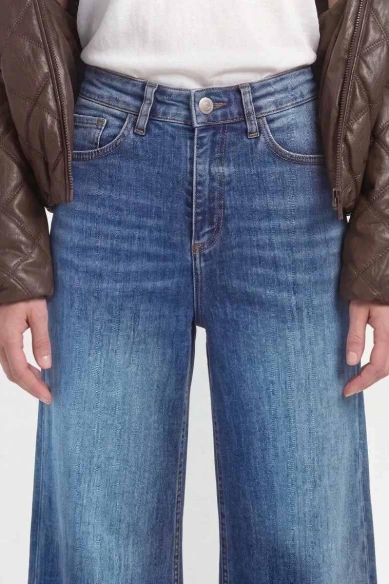 Wide Leg Denim mit hoher Taille